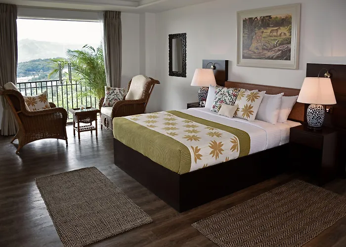 Fox Kandy By Fox Resorts - Luxury In The Mist
